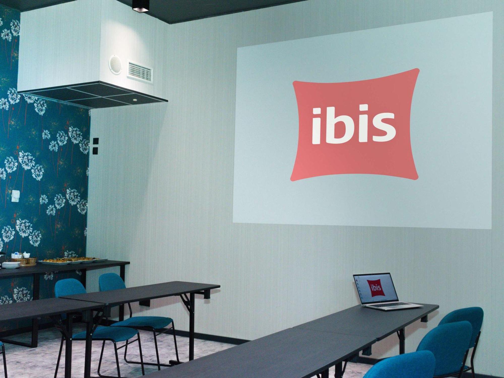 Hotel Ibis Katowice - Zabrze Esterno foto